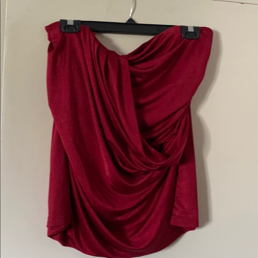 Strapless top